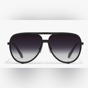 Quay Stylish Black Aviator Sunglasses. New with Pouch